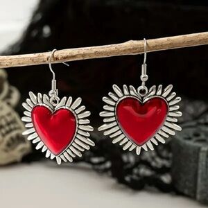 ✨ModCloth Morven Red Silver Heart Earrings